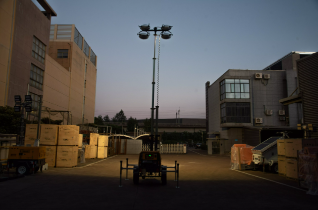 th&aacute;p &aacute;nh s&aacute;ng